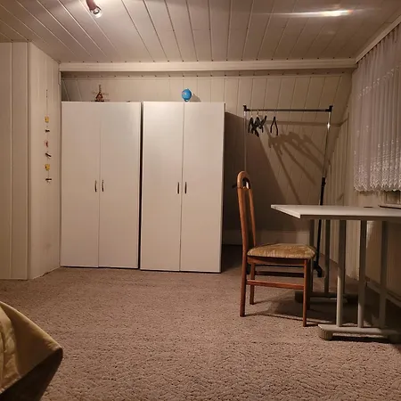 아파트 Monteurzimmer Roederland - Langzeitaufenthalte Fuer Bis Zu 6 Personen